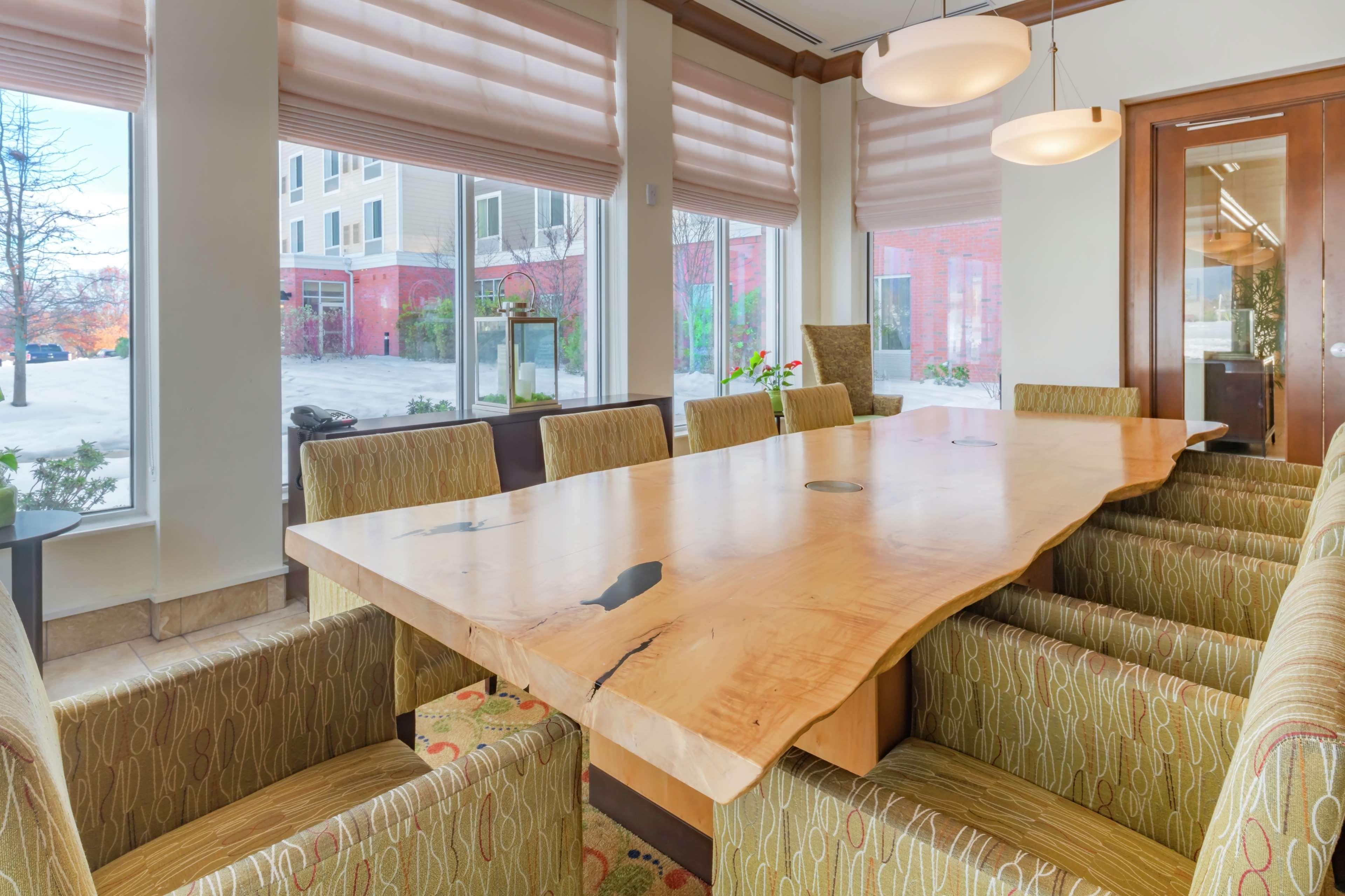 Hilton Garden Inn Devens Common Buitenkant foto