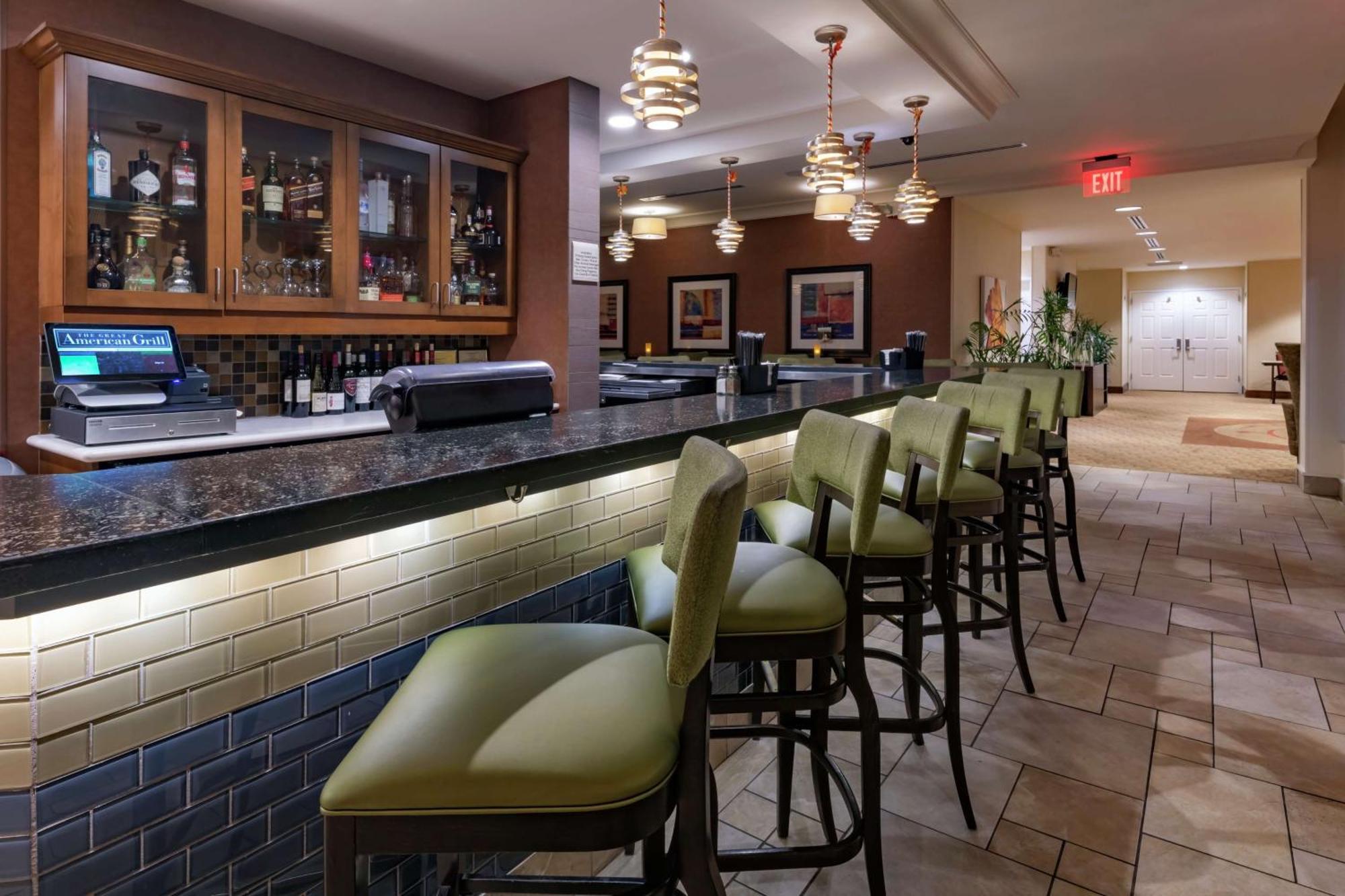 Hilton Garden Inn Devens Common Buitenkant foto