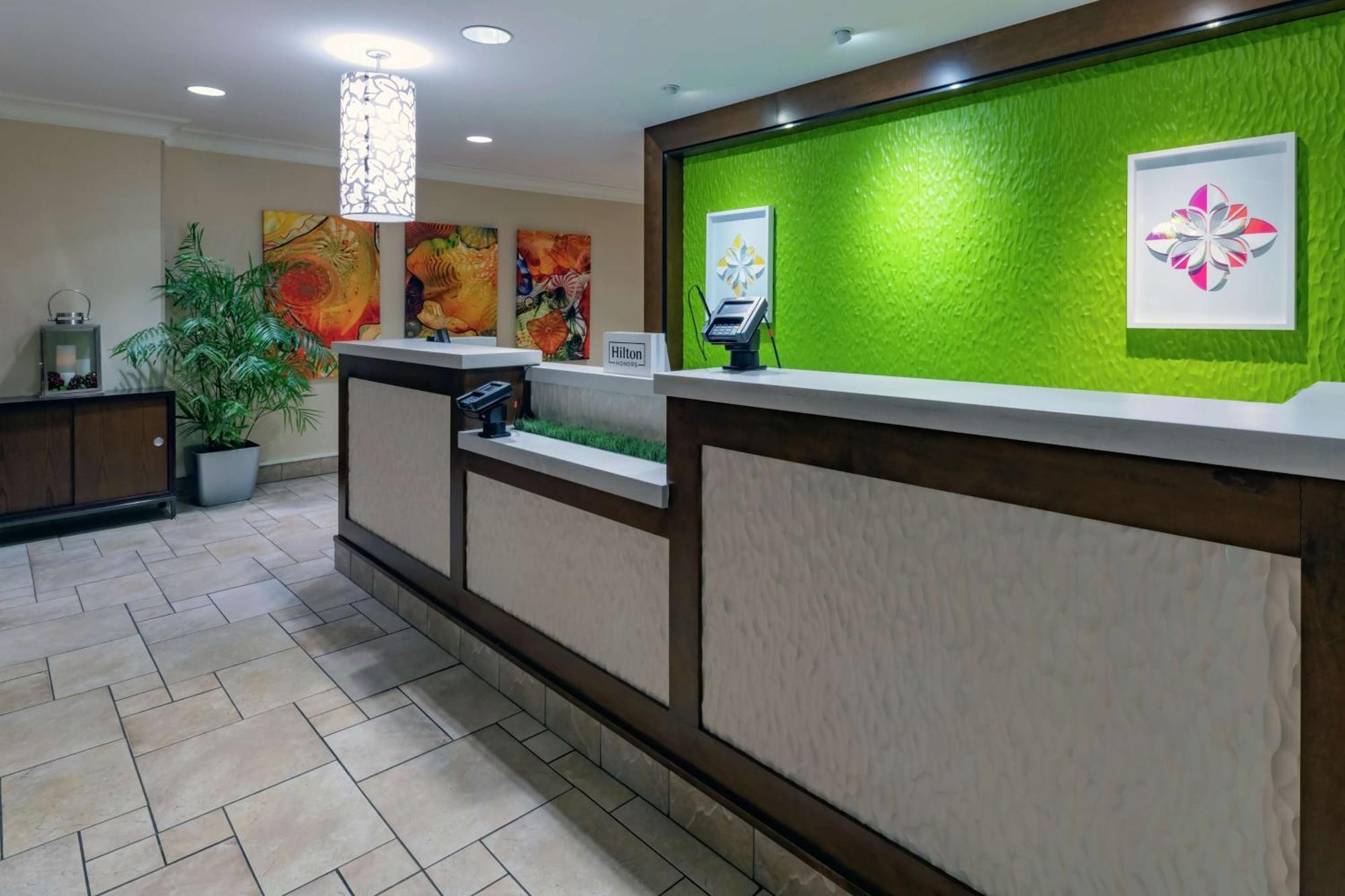 Hilton Garden Inn Devens Common Buitenkant foto
