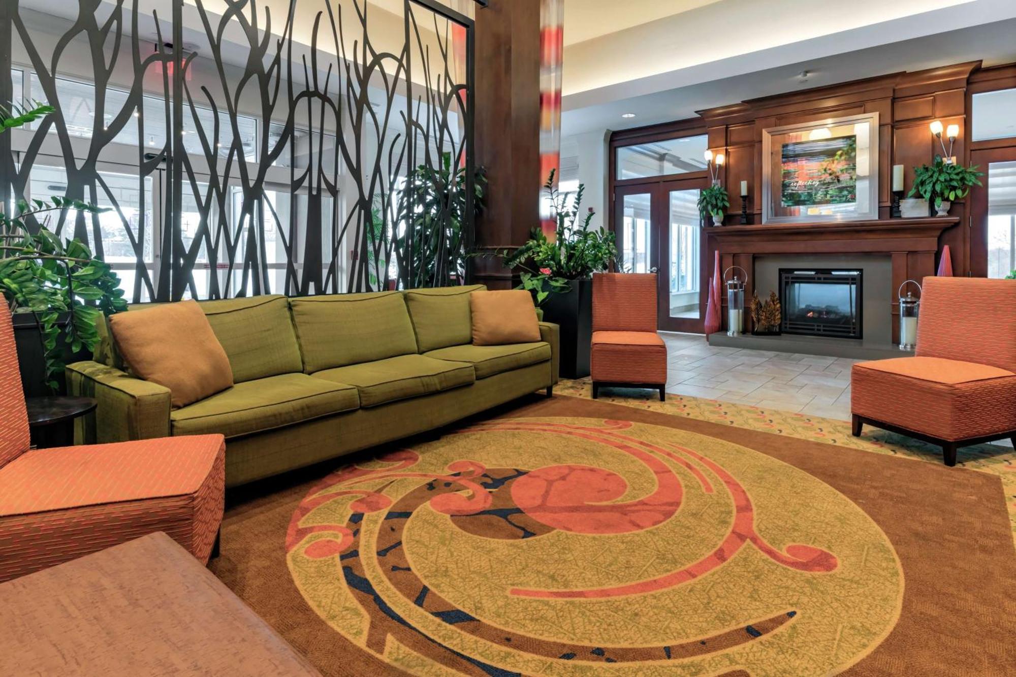 Hilton Garden Inn Devens Common Buitenkant foto